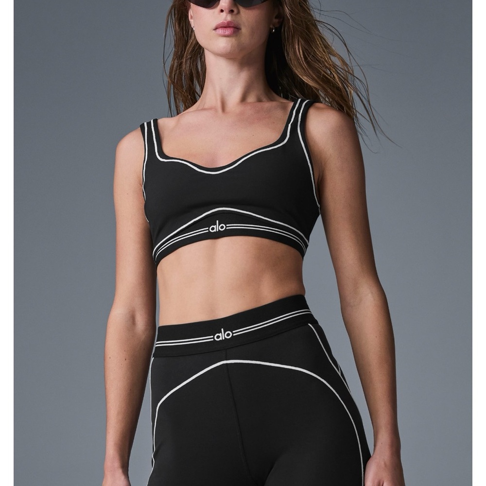 Alo Airbrush Heart Throb Bra- Black/White